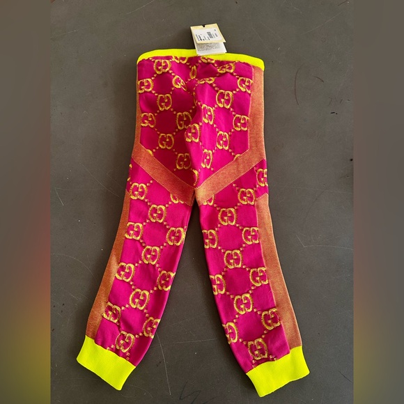 Toddler girls GUCCI pant
NWT
Size 5 average height/ length - Picture 4 of 4